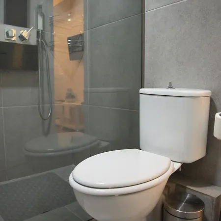 Cozy Apartment-steps From The Centre Appartement