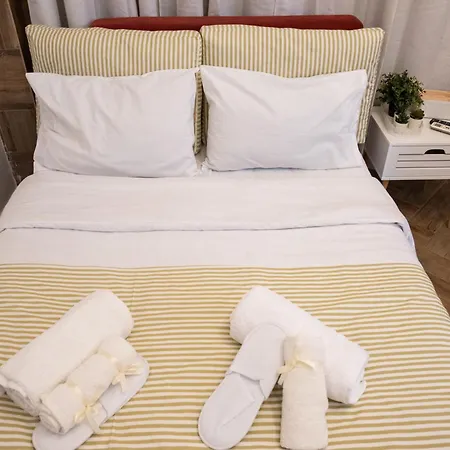 Cozy Apartment-steps From The Centre Apartment Athens